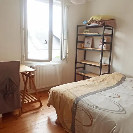 Проживание в семье Bobby's Beds Ле Пон-де-Се